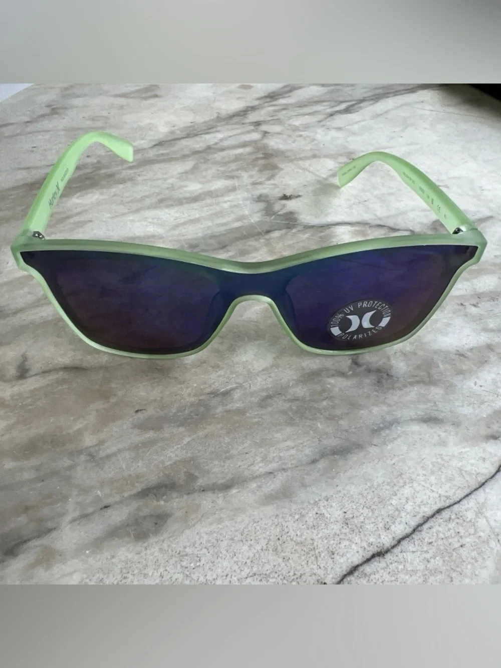NWT Hurley Lime Matte Green Polarized Blue-Green Mirrored Sunglasses 10410P 330